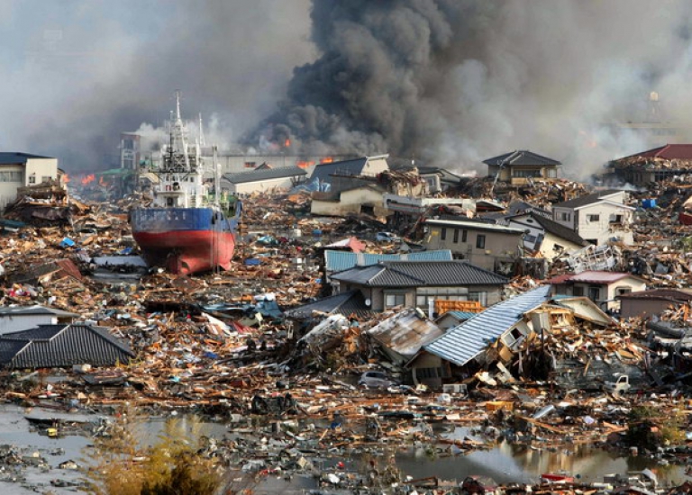 Tokyo'da Deprem